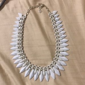 Kendra Scott Lazarus necklace in white acrylic